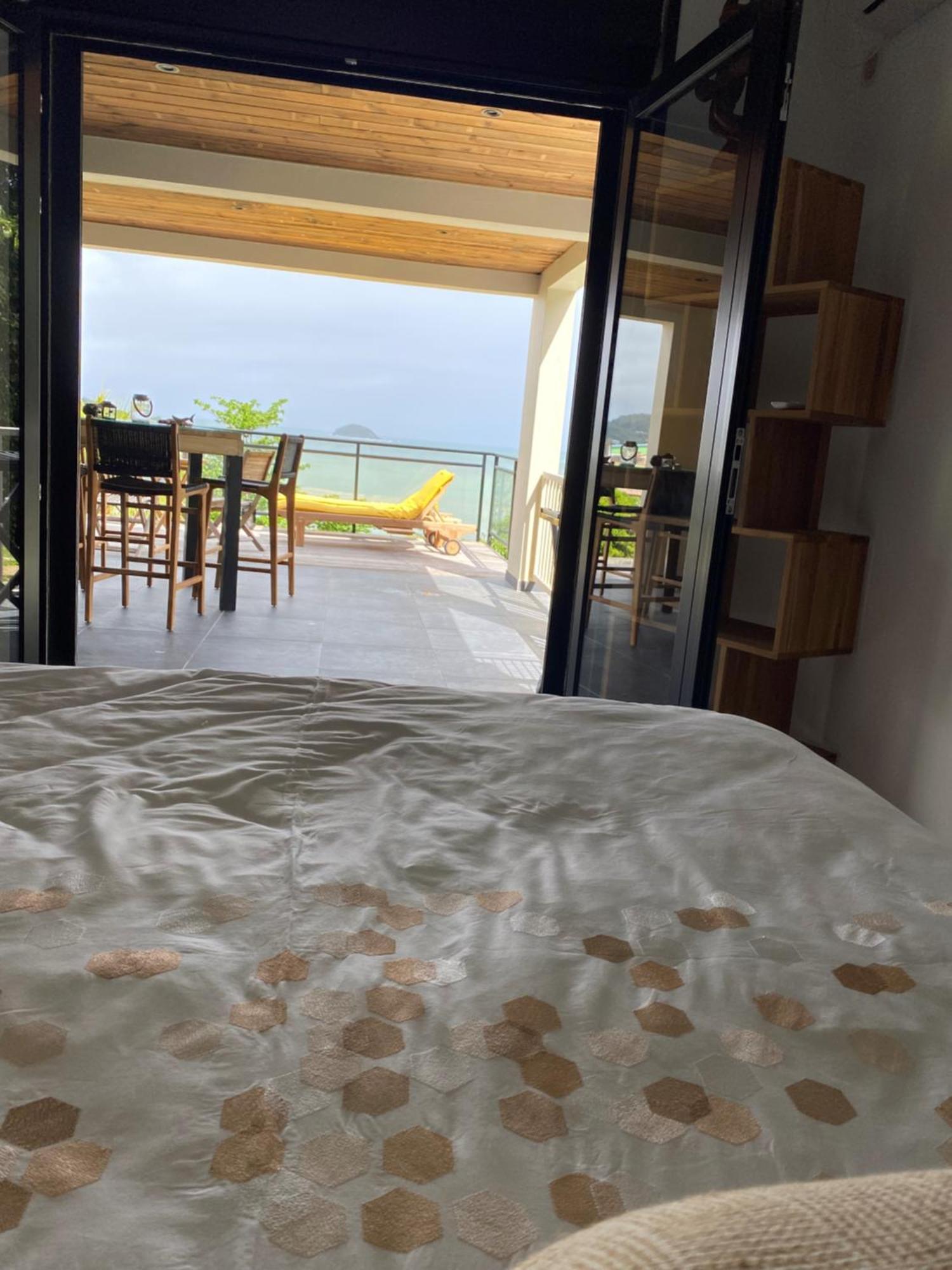 Le Caillou Villa ลา ทรินิเต ภายนอก รูปภาพ