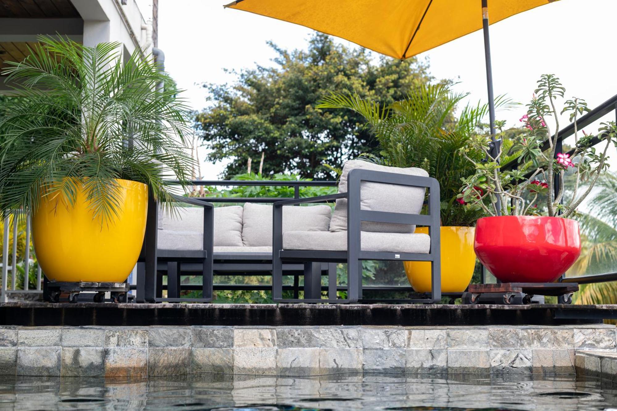 Le Caillou Villa ลา ทรินิเต ภายนอก รูปภาพ