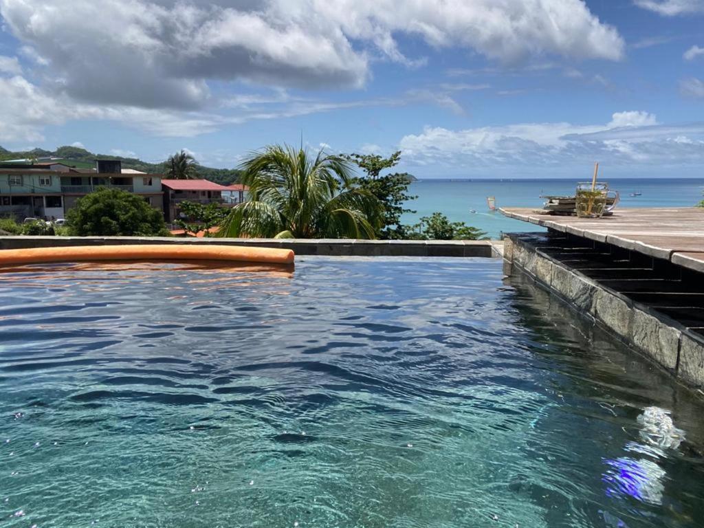 Le Caillou Villa ลา ทรินิเต ภายนอก รูปภาพ